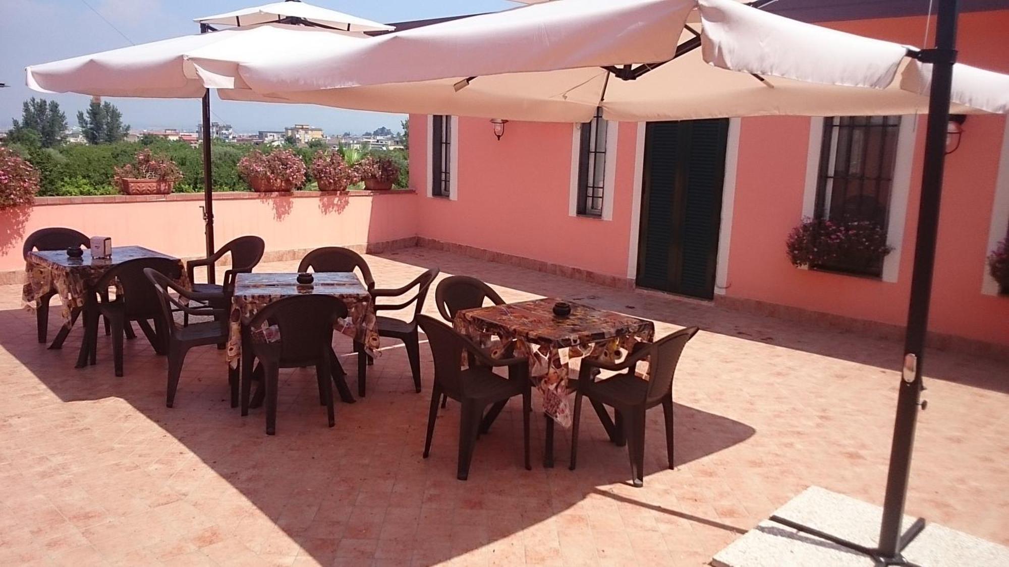 Bed And Breakfast Sommavesuvio Pollena Trocchia エクステリア 写真